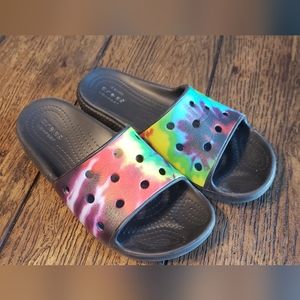 Crocs slides (tie-die) Kids' size J3